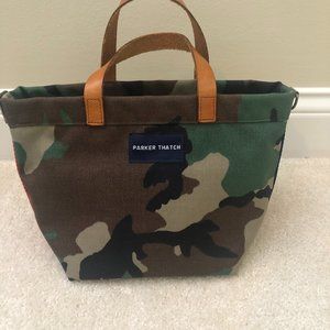 Parker Thatch Dumpling Baby Easy Crossbody Bag